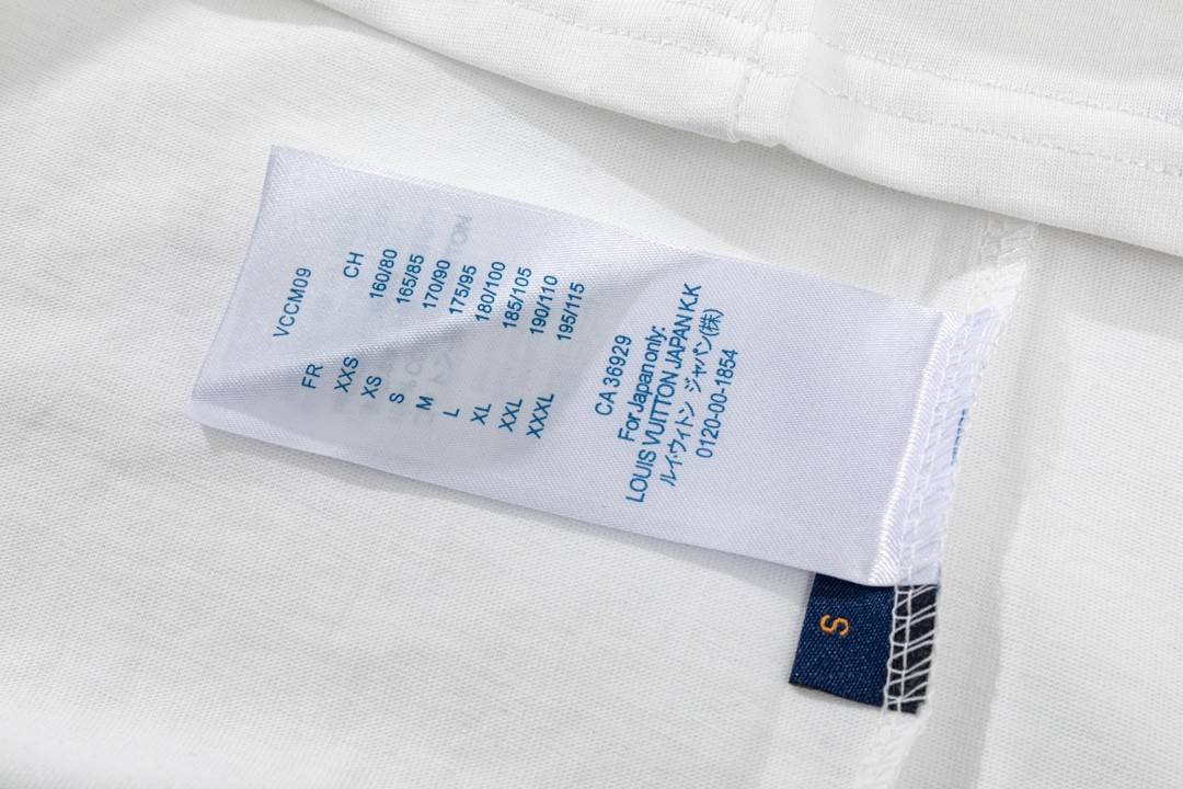 L0vis Vvtt0n 23ss small plane full print pattern gold classic T-shirt