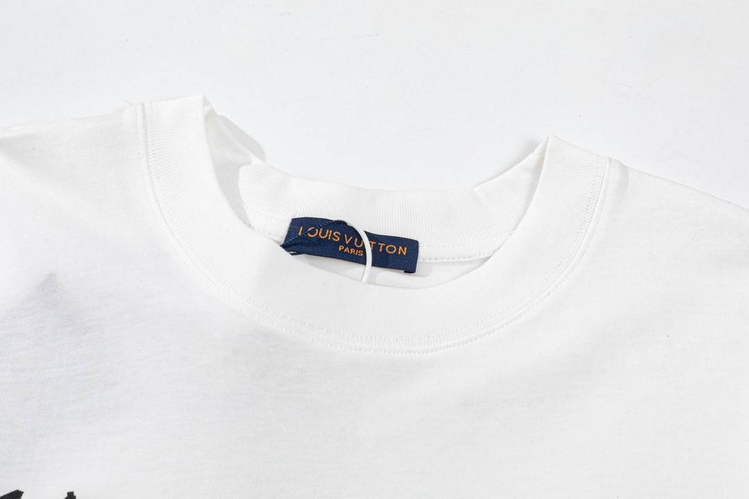 L0vis Vvtt0n 23ss small plane full print pattern gold classic T-shirt