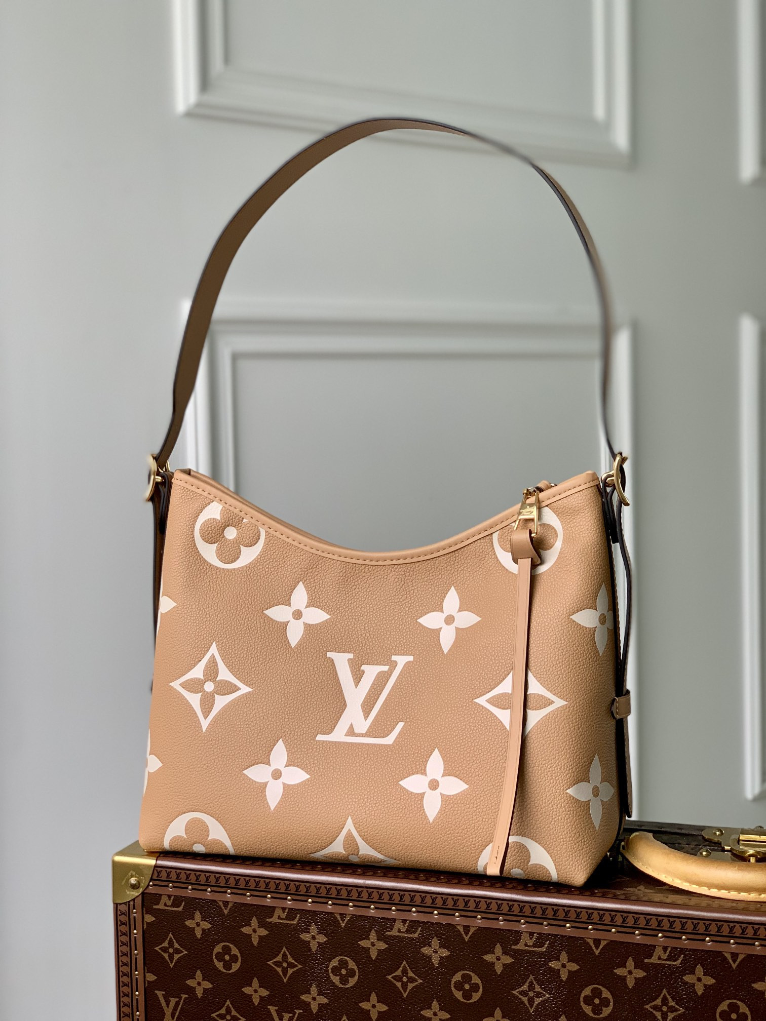 L0vis Vvtt0n Carryall Bag