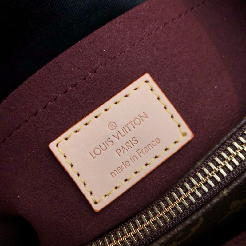 L0vis Vvtt0n Montaigne Bb Bag