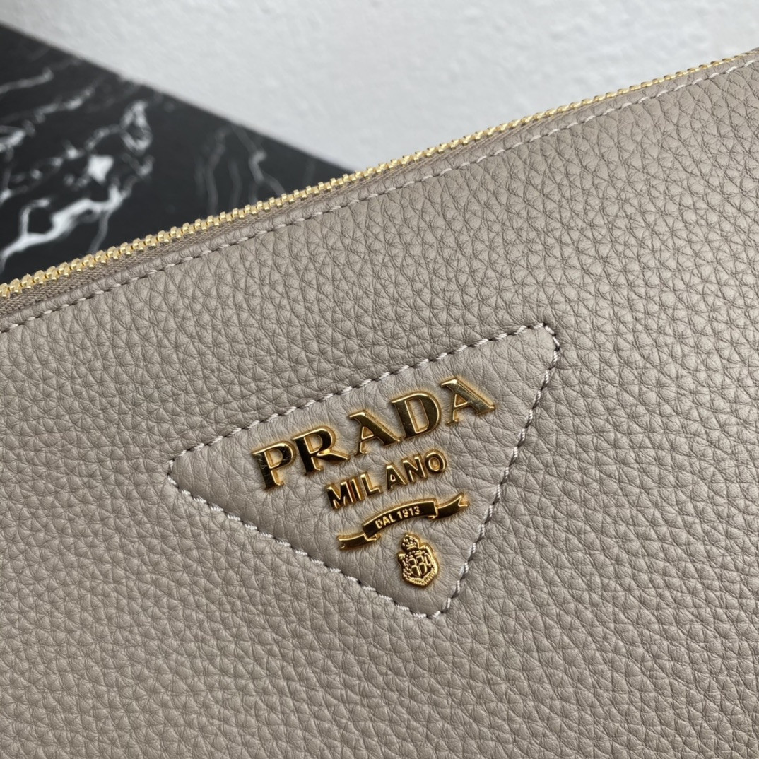 Pra*a Leather Shoulder Bag