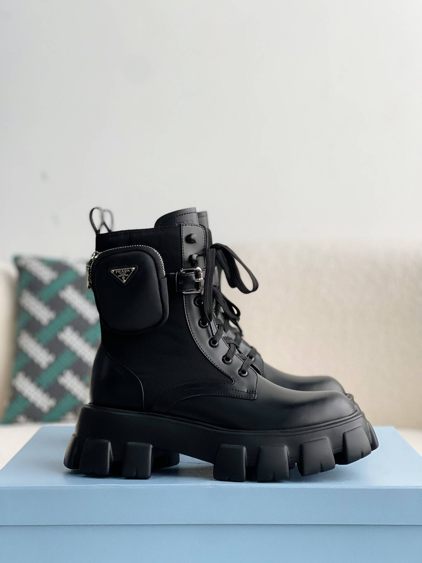 P*DA Cloudbus Thunder technology fabric sneakers