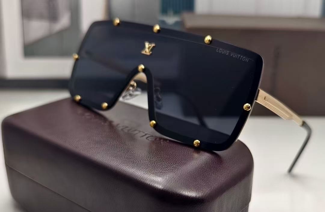 L0vis Vvtt0n Sunglasses