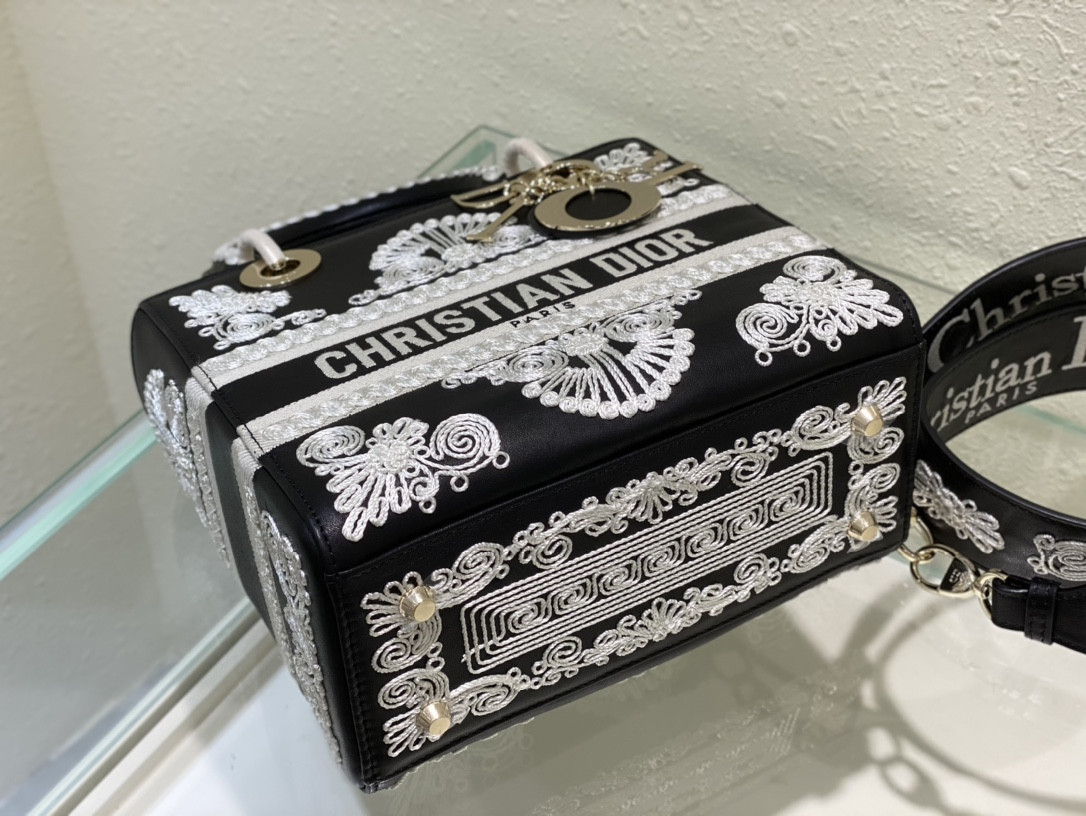 Medium Lady D-lite Bag