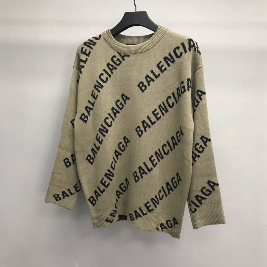 Ba1en*iaga letter sweater