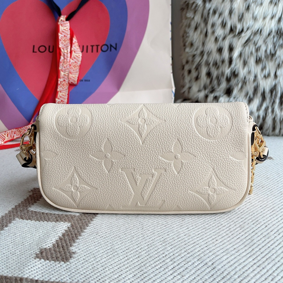 L0vis Vvtt0n Ivy Bag