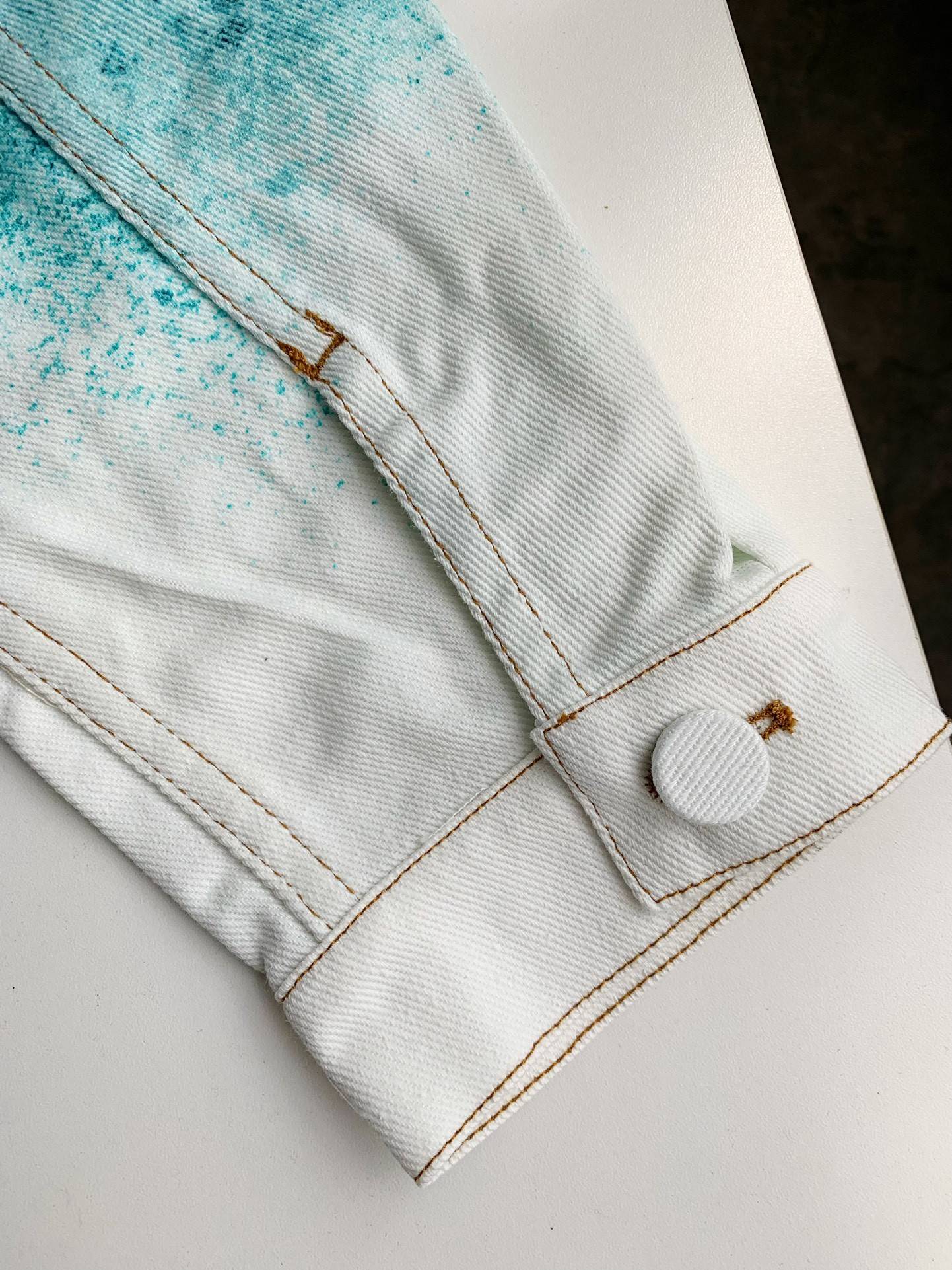 L0vis Vvtt0n  Jackets