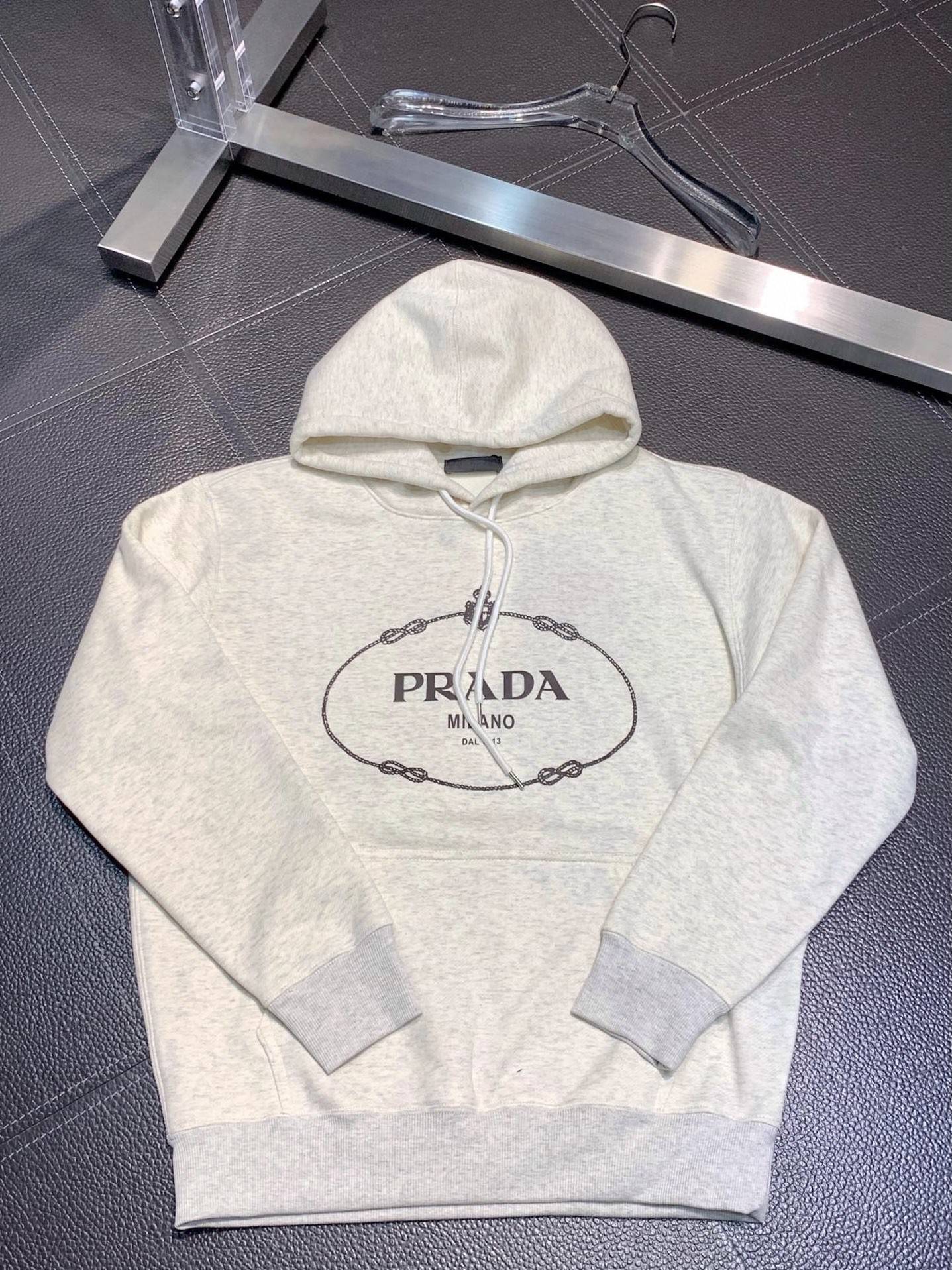 Pra*a fleece hooded sweatshirt