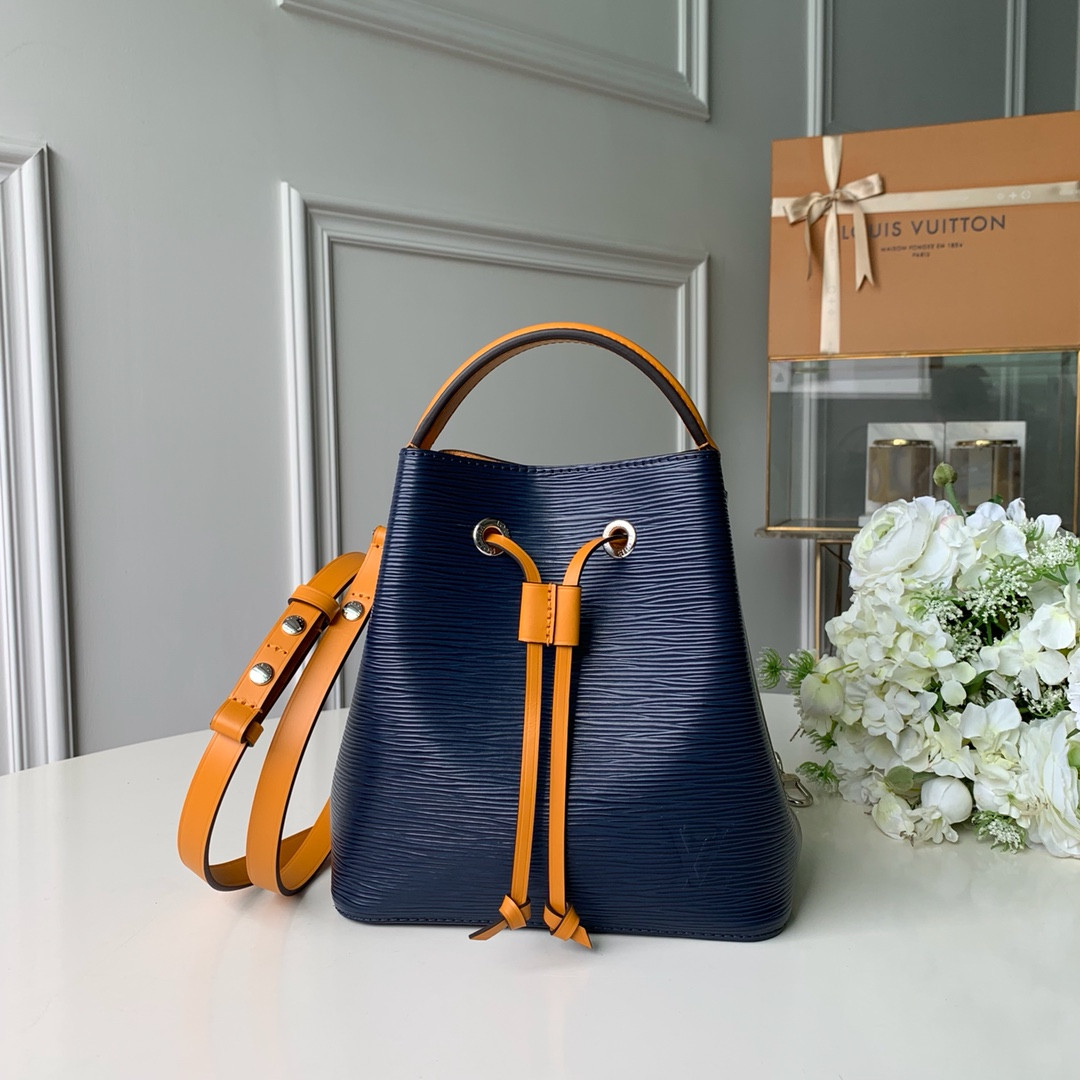 L0vis Vvtt0n Néonoé Bag