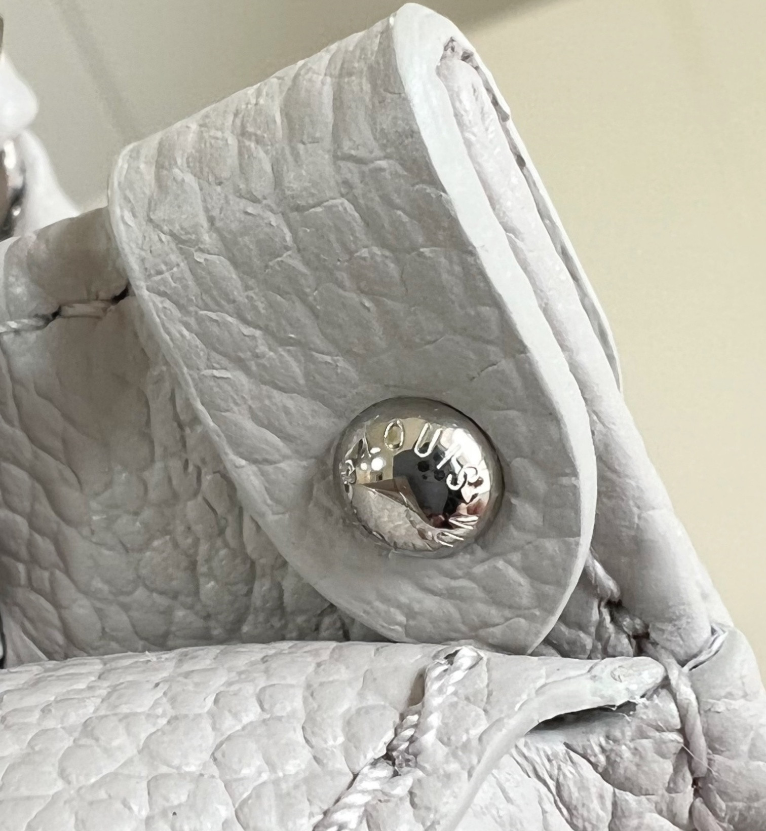 L0vis Vvtt0n Onthego East West Handbag