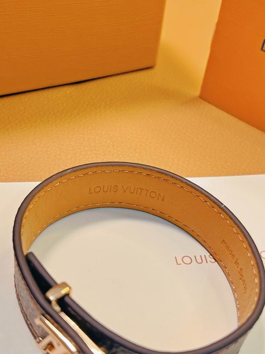 LV  Brand letter logo bracelet