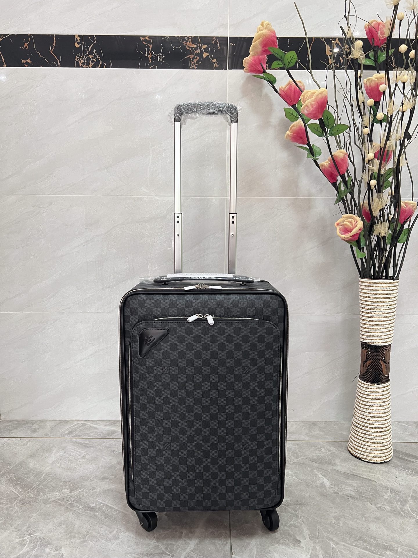 Gvc*1 Luggage/Original Leather GF4343 Size: 20 inches