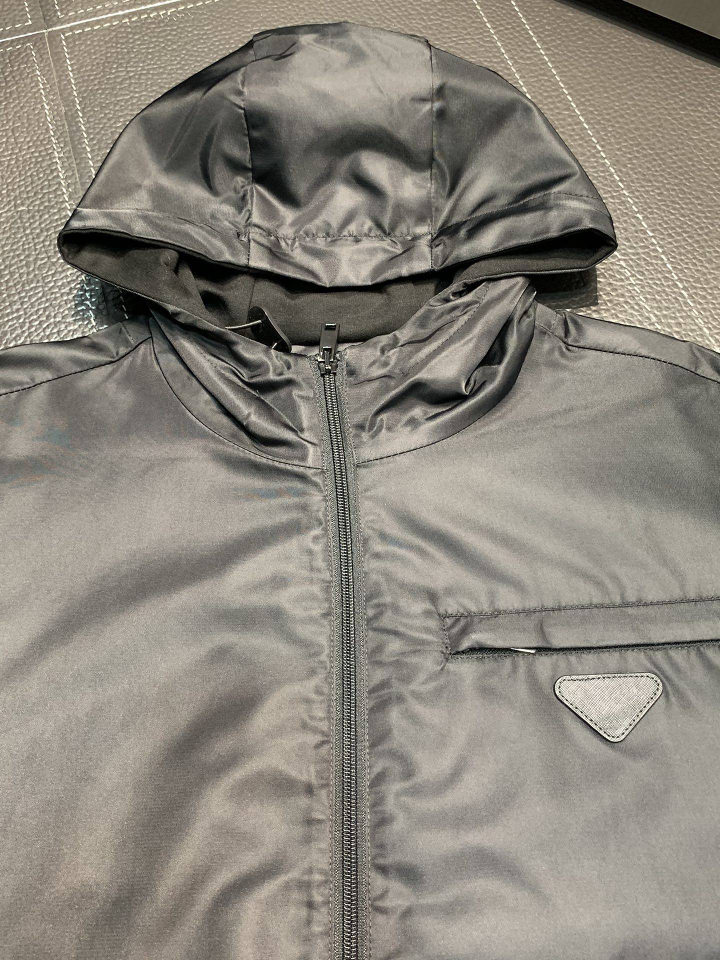 Pra*a jacket trouser suit