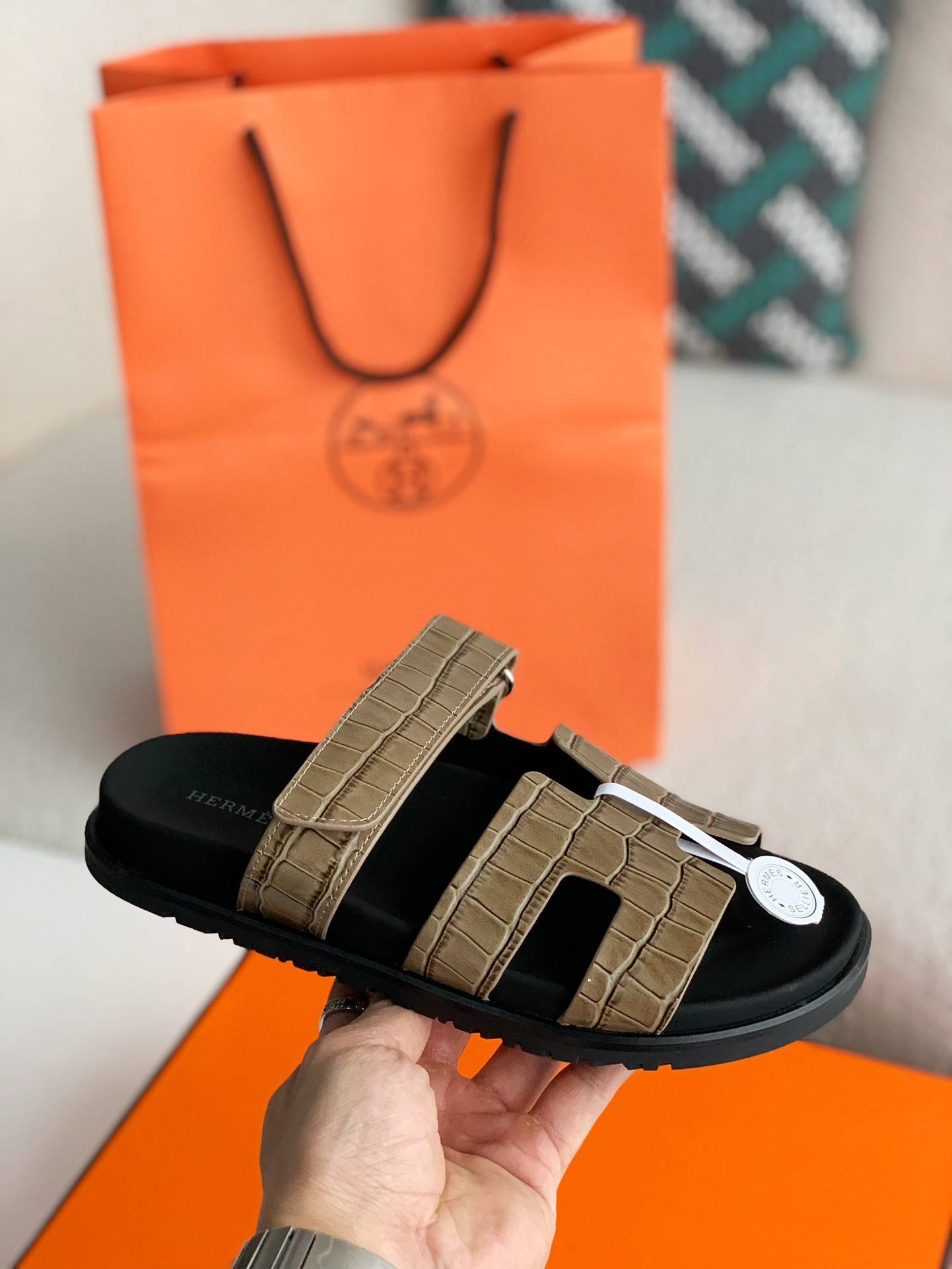 H**me5 zmir sandal