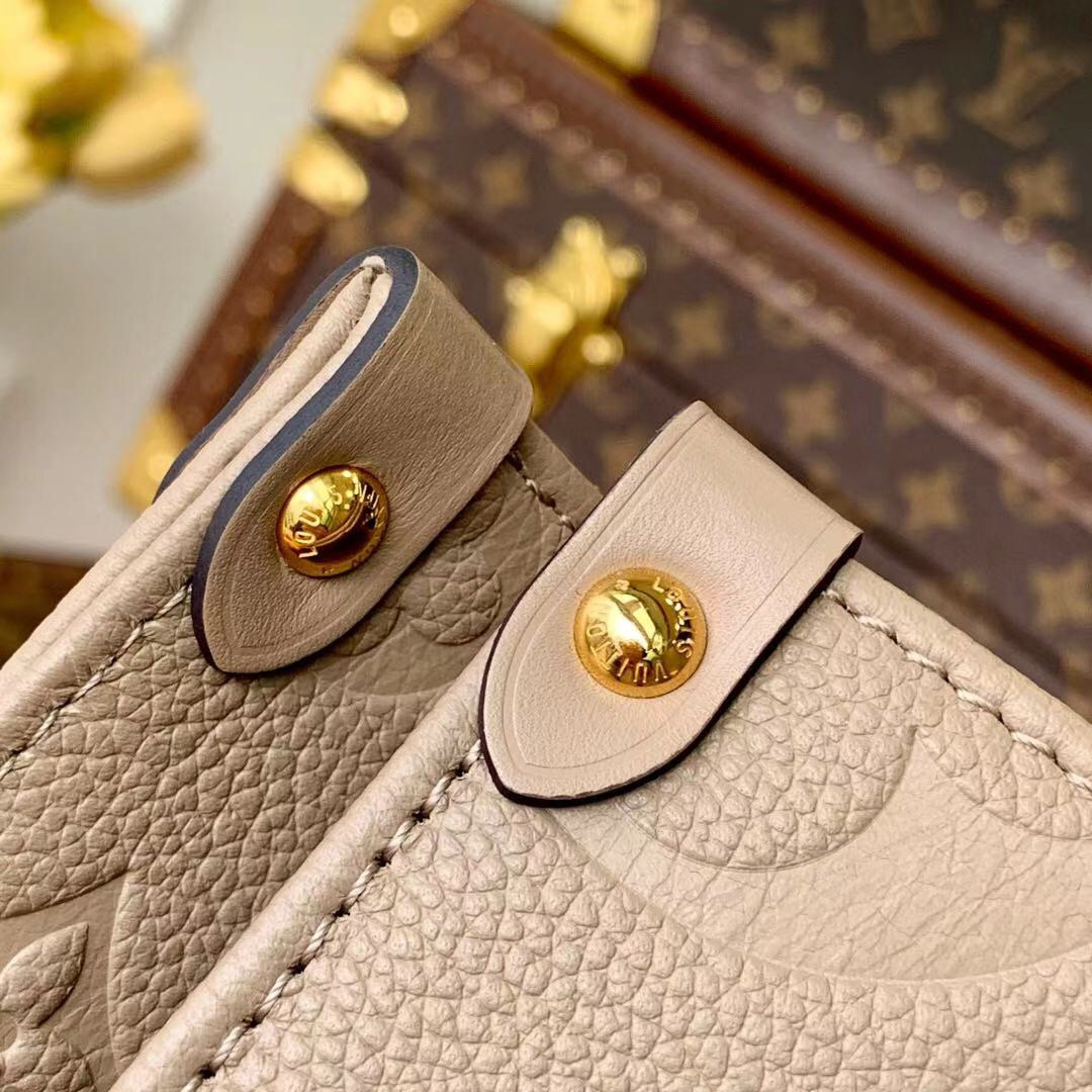 L0vis Vvtt0n Onthego Bag