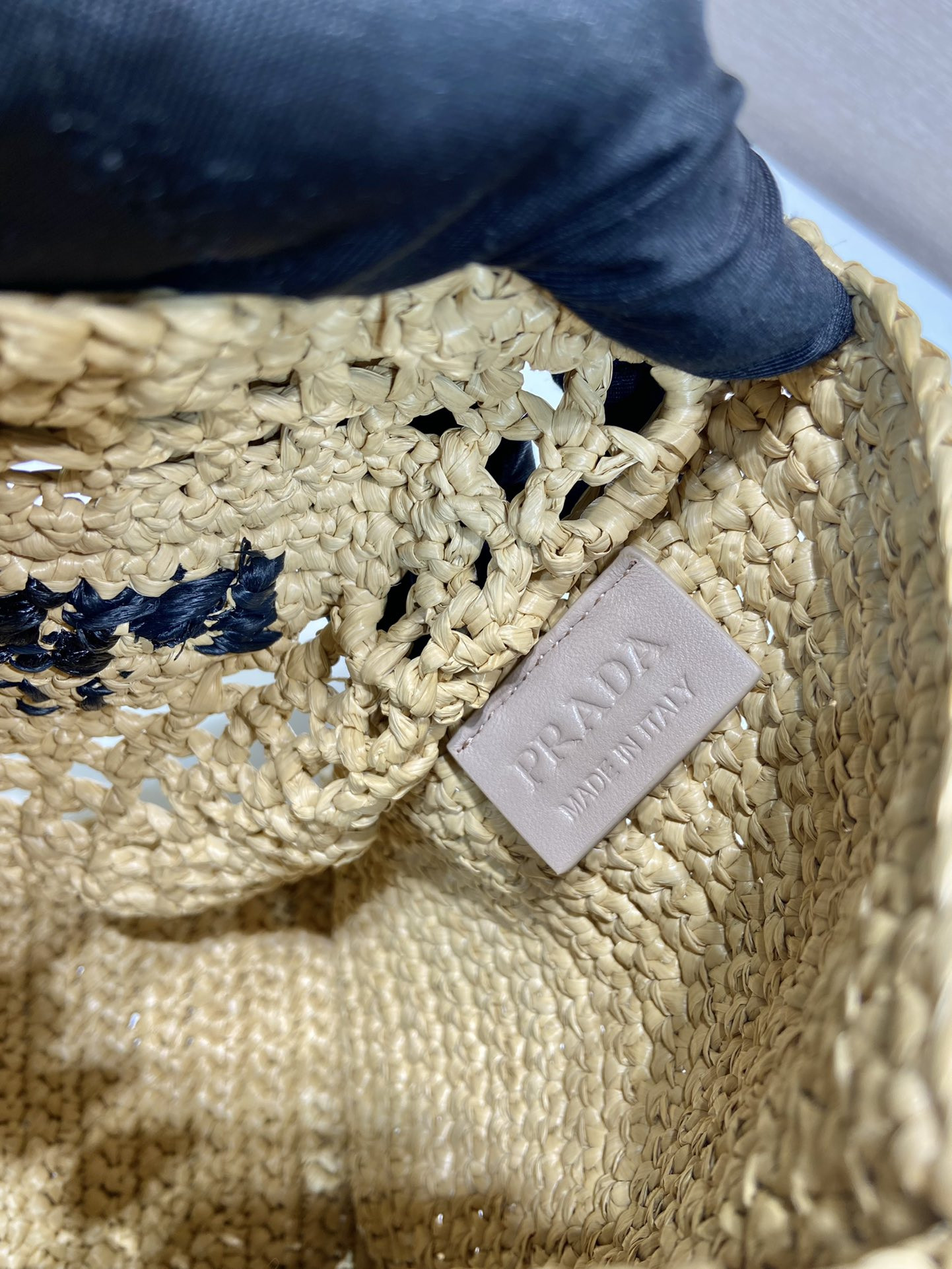 Pra*a Crochet Tote Bag