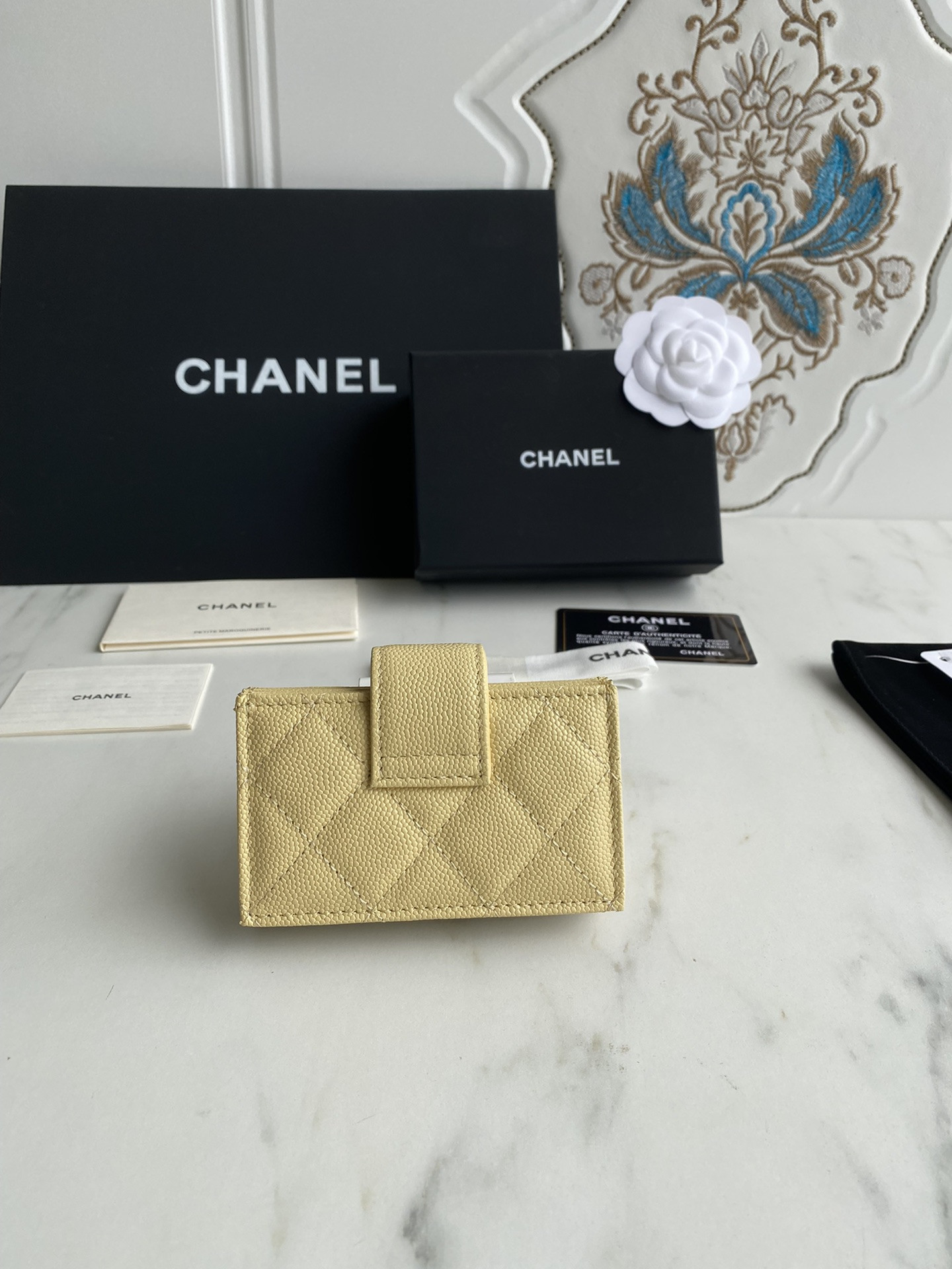 Chanle Flap Wallet