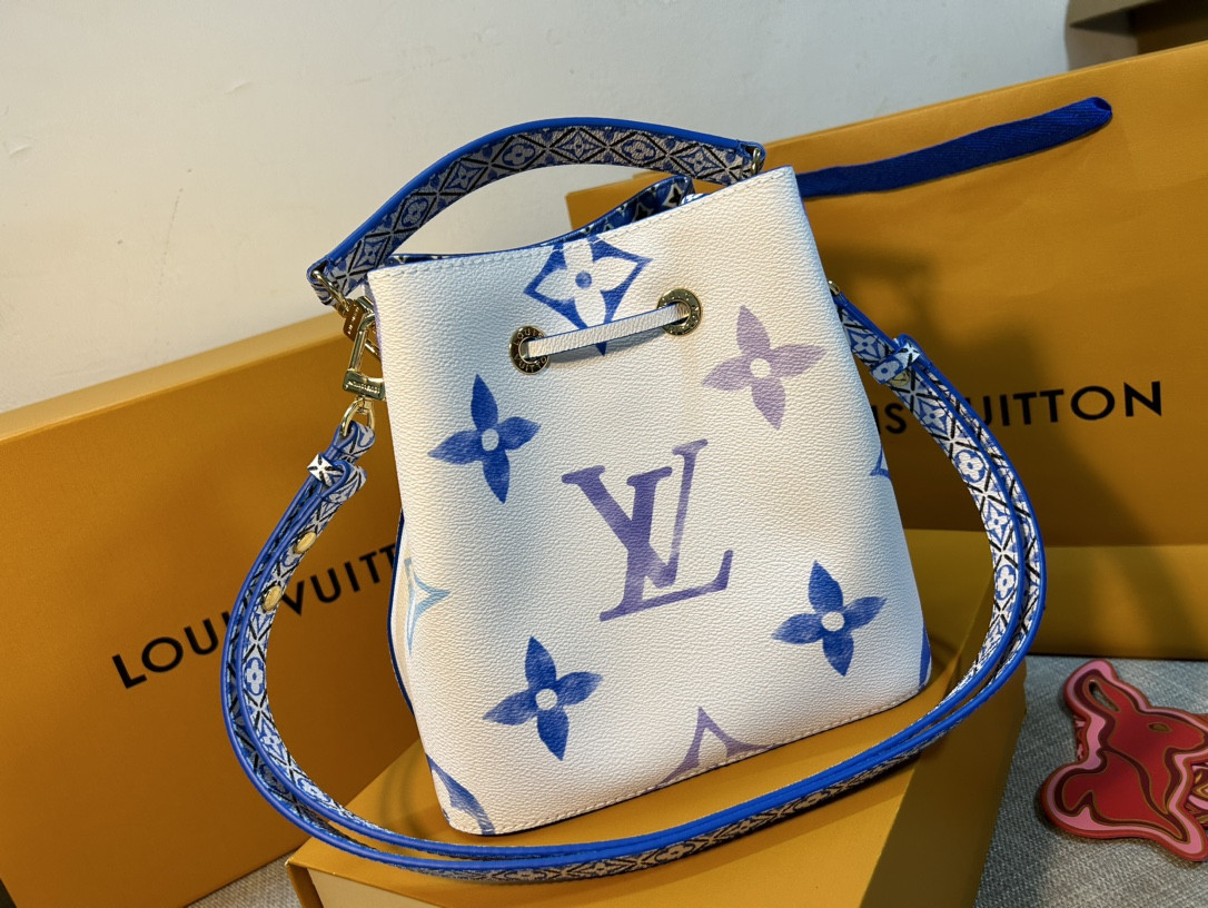 L0vis Vvtt0n Néonoé Bag