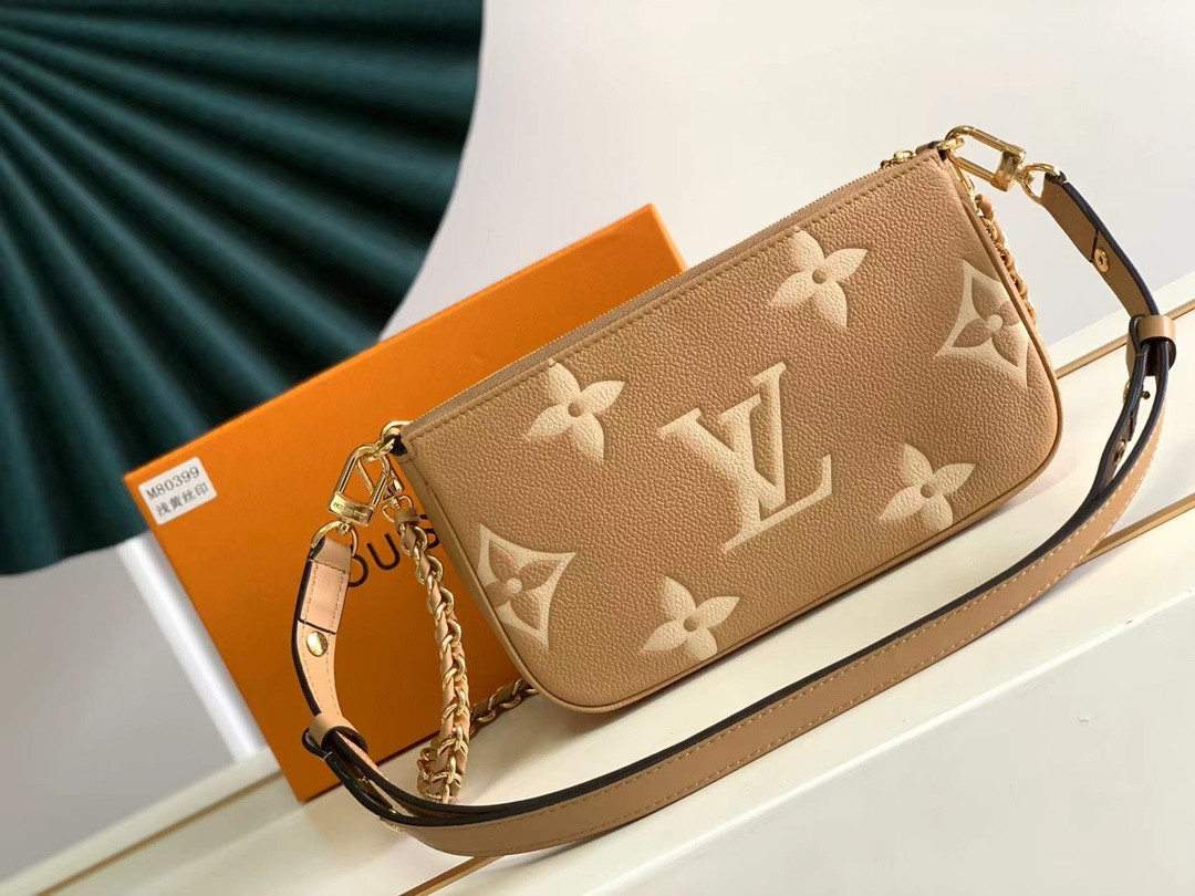 L0vis Vvtt0n Multi Pochette Accessories Bag