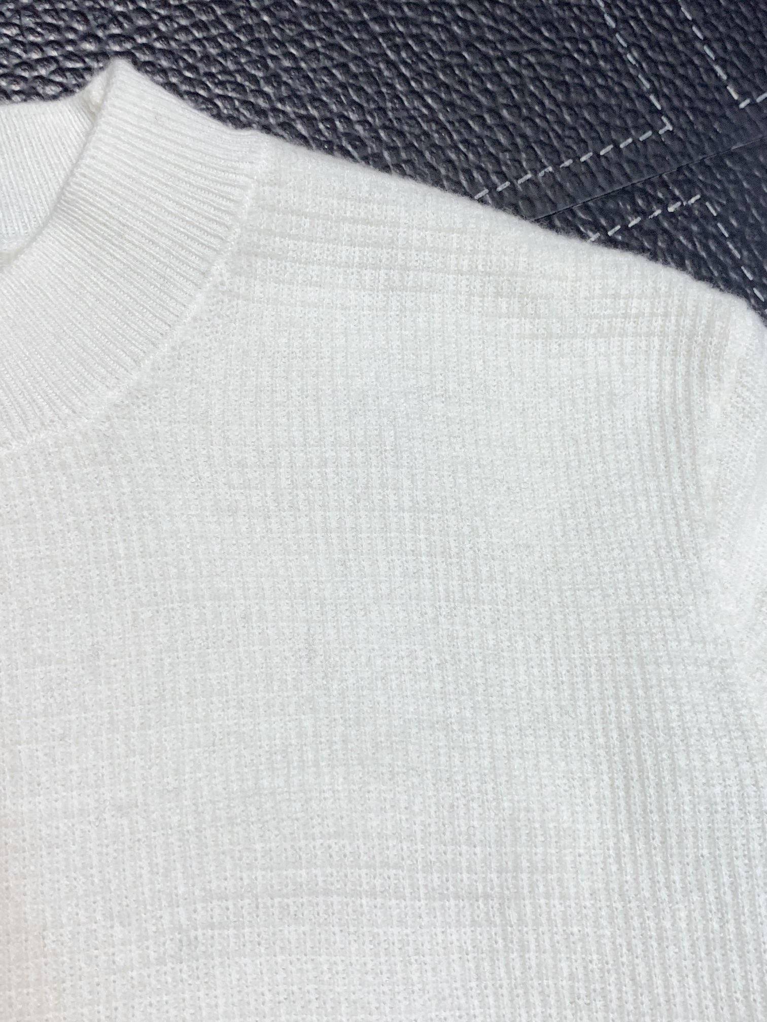 Pra*a Knitted sweaters