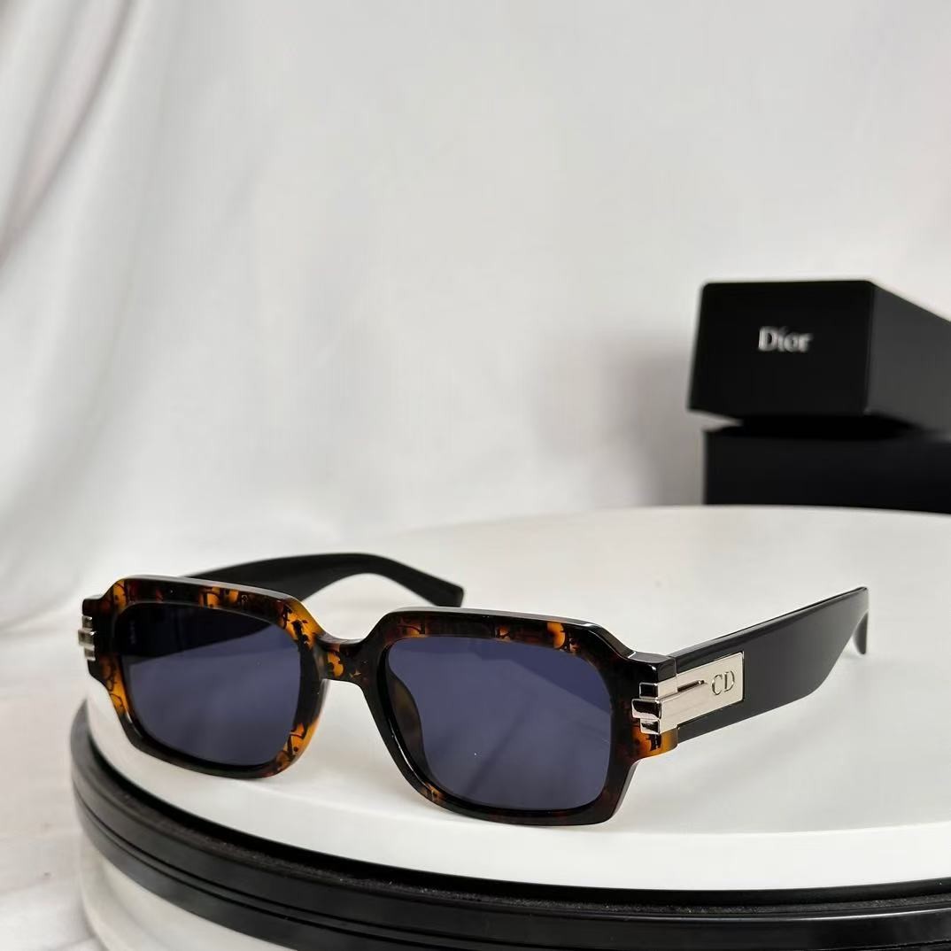 D10r Sunglasses