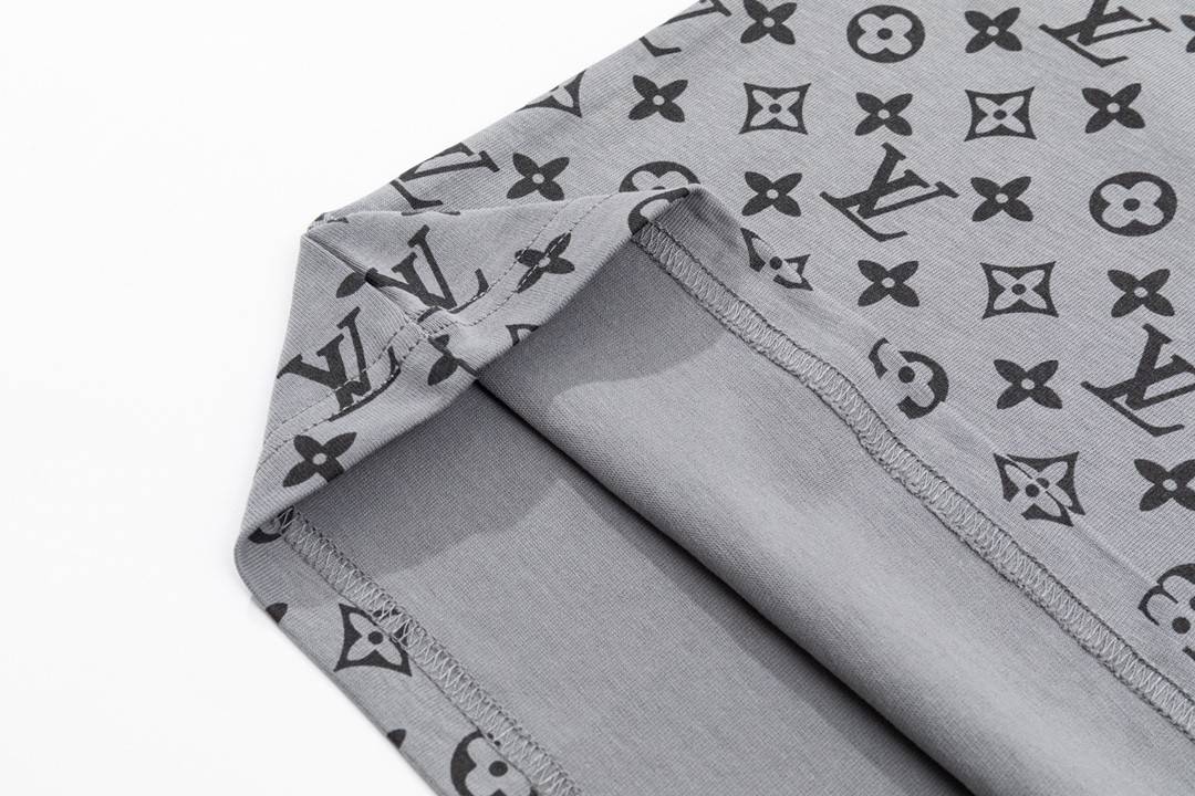 L0vis Vvtt0n 230,000 new T-shirts for spring and summer