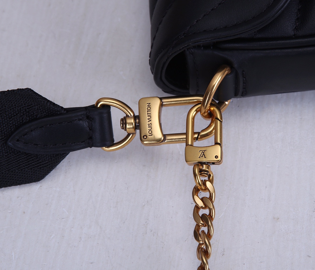 L0vis Vvtt0n New Wave Multi Pochette Accessoires Bag