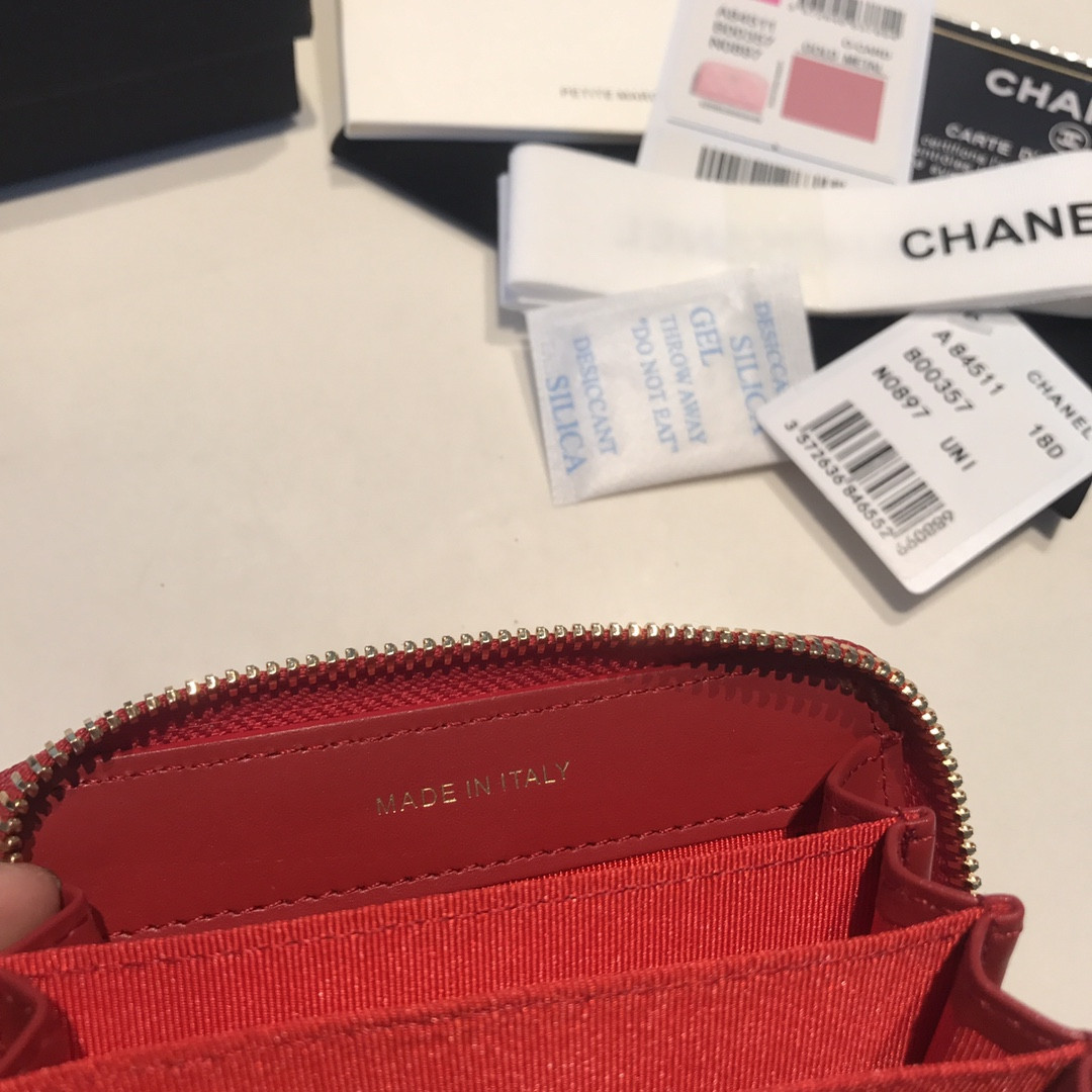 Chanle Zipped Wallet
