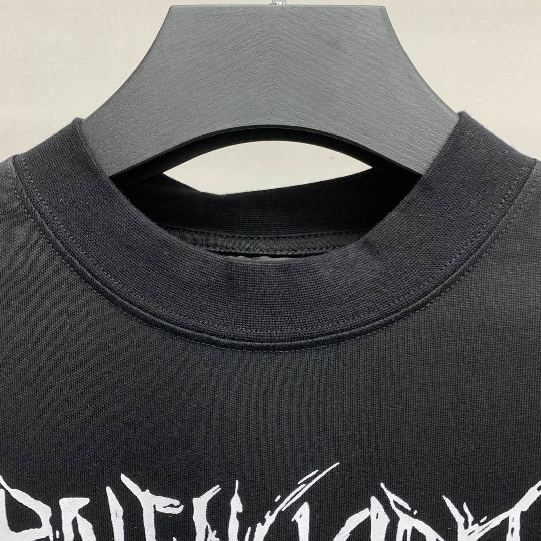 Ba1en*iaga doodle year of the Dragon Alphabet T-shirt