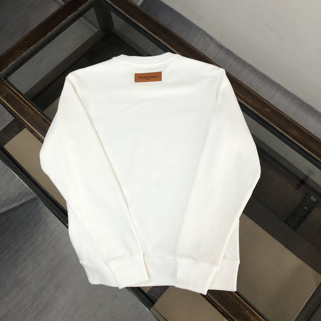 L0vis Vvtt0n 2023 new autumn and winter couples style round neck sweatshirt