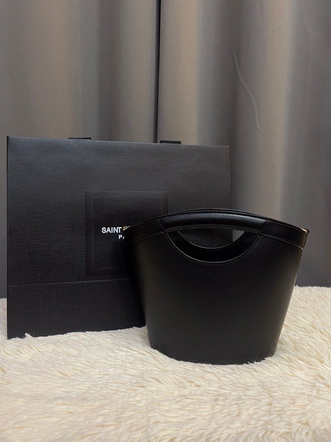 Y51 LEATHER New Edition Basket Smooth Tote Bag Style: 791069 Size: 29x19.5x10CM