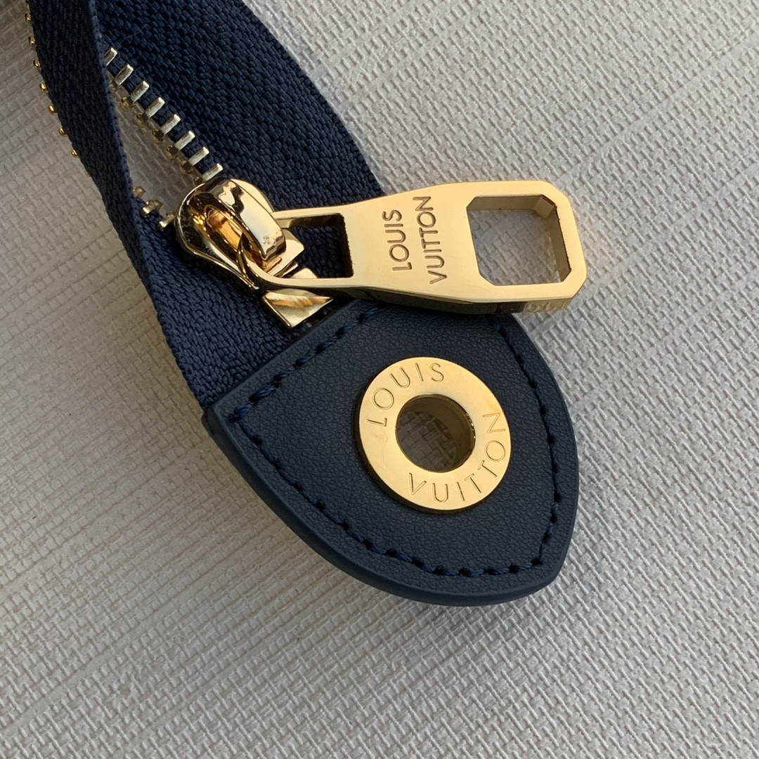 L0vis Vvtt0n Pochette Voyage Bag