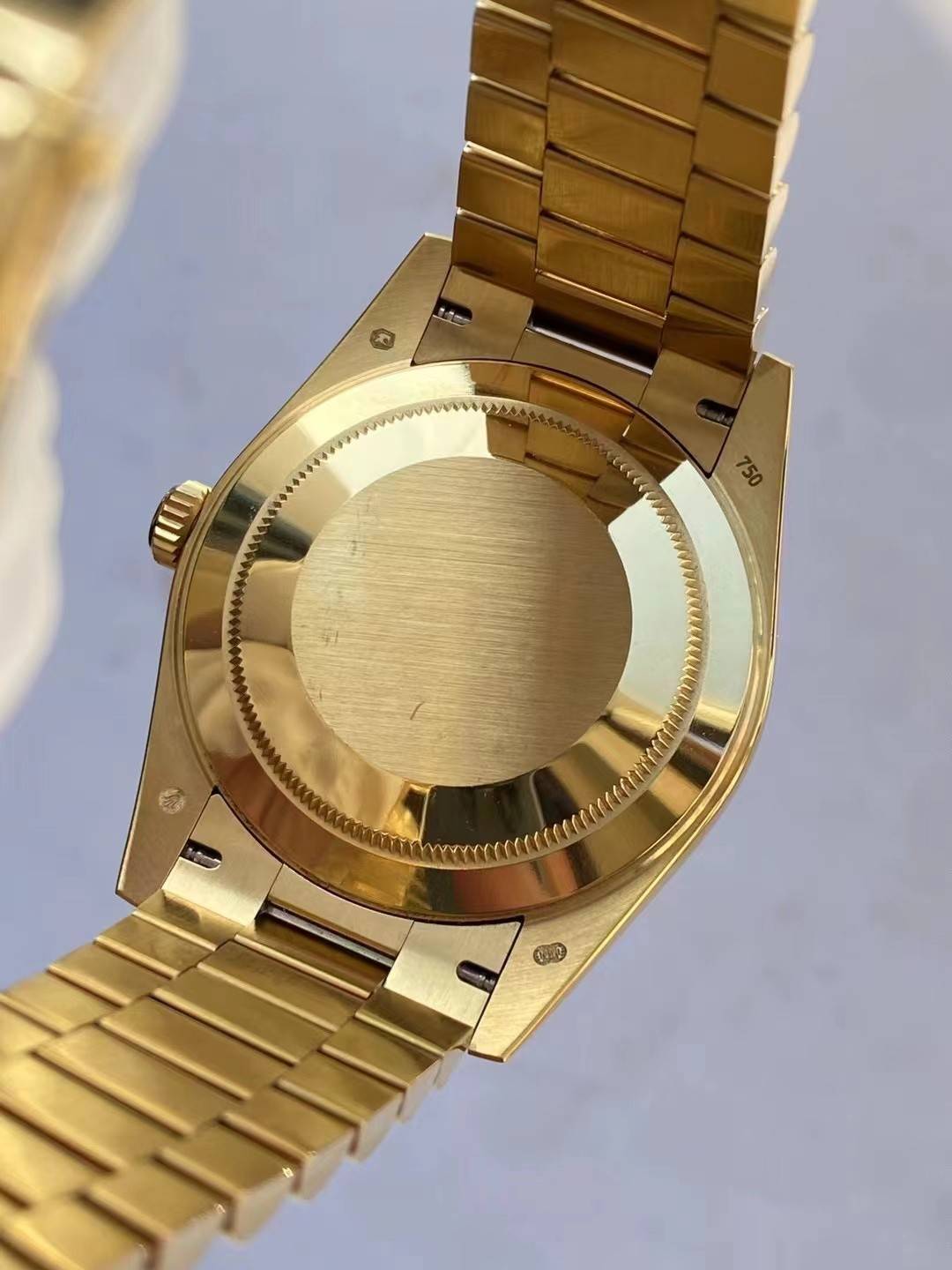 R01ex Week calendar series wristwatch 41mm