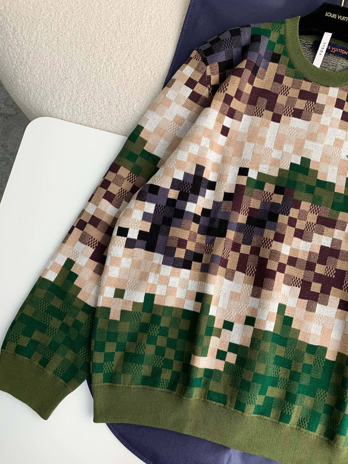 L0vis Vvtt0n Clothes