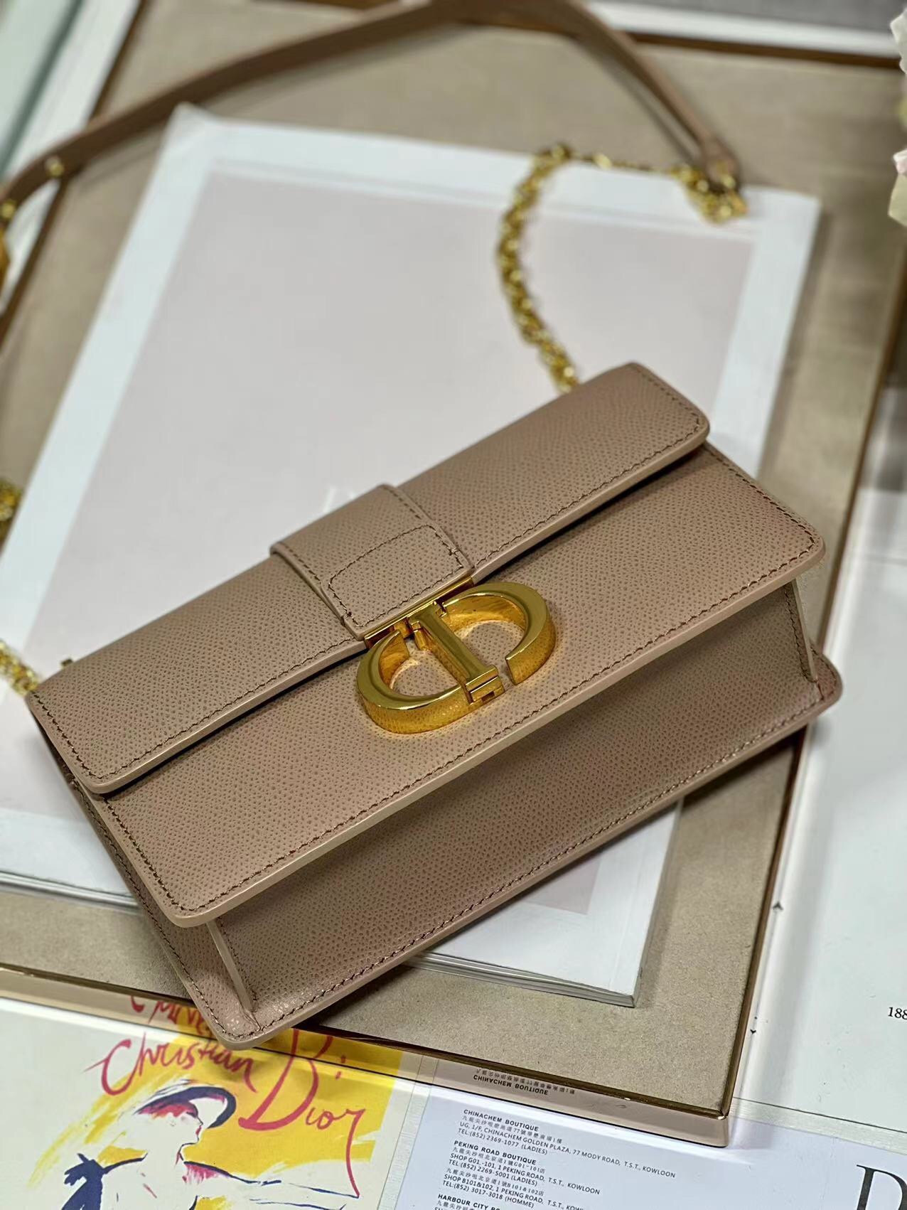 30 Montaigne East-west Bag With Chain