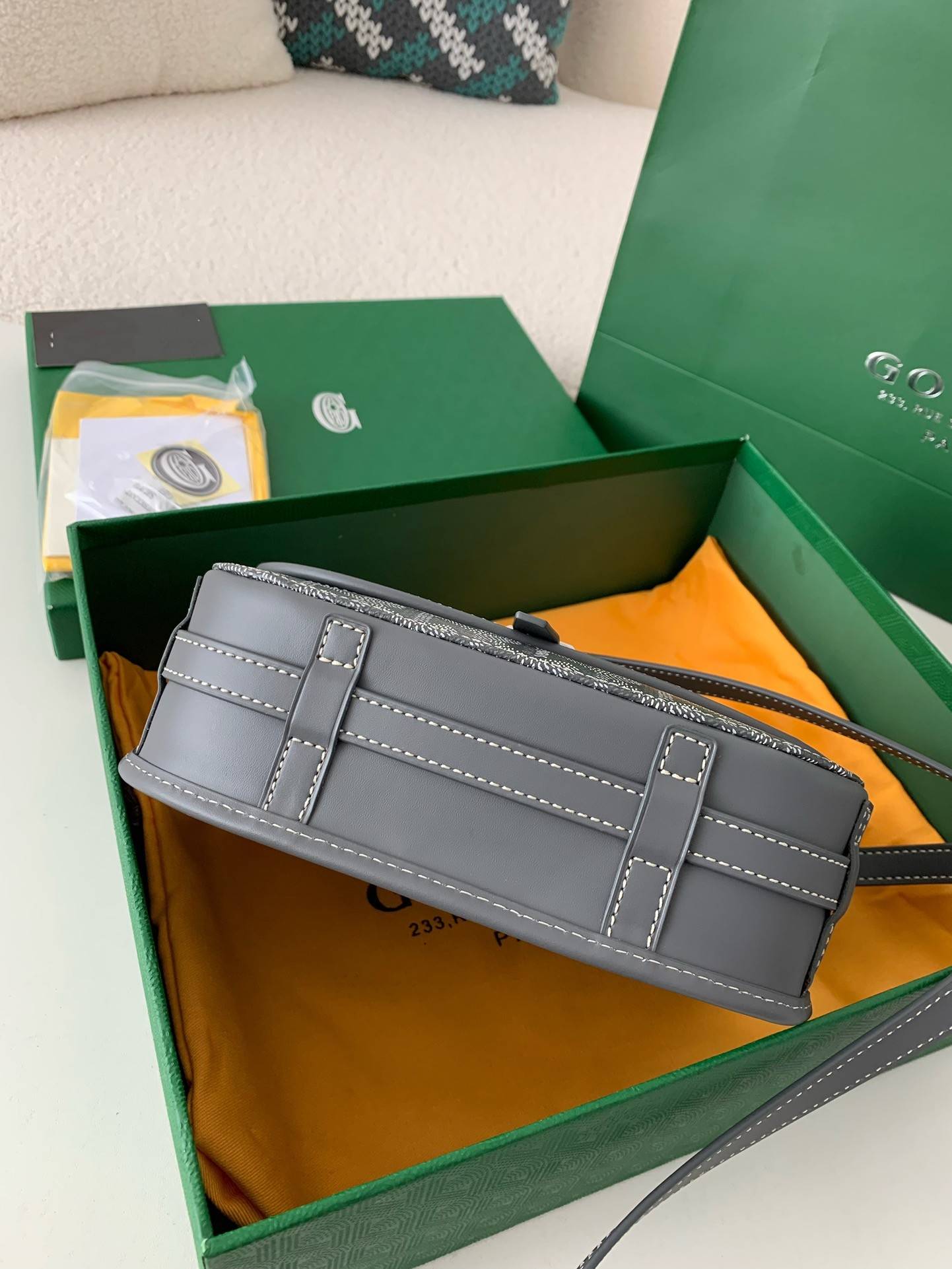 G09ard BeL*Védère bag Top Quality  Size:21.5*16*6cm