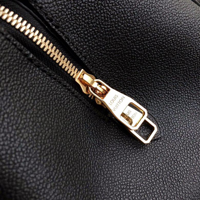 L0vis Vvtt0n Montaigne Bb Bag