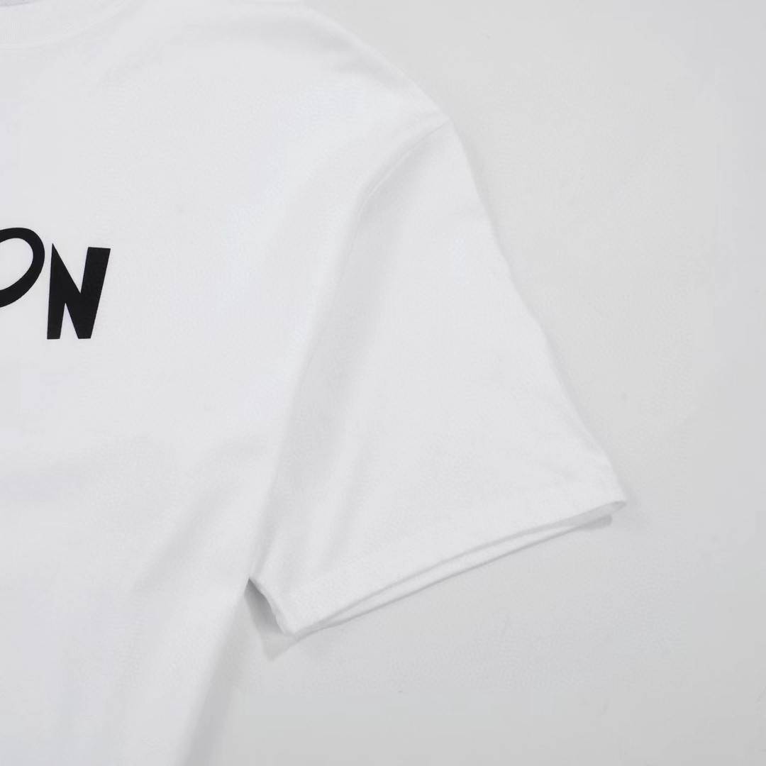 L0vis Vvtt0n 23SS printed bear T-shirt