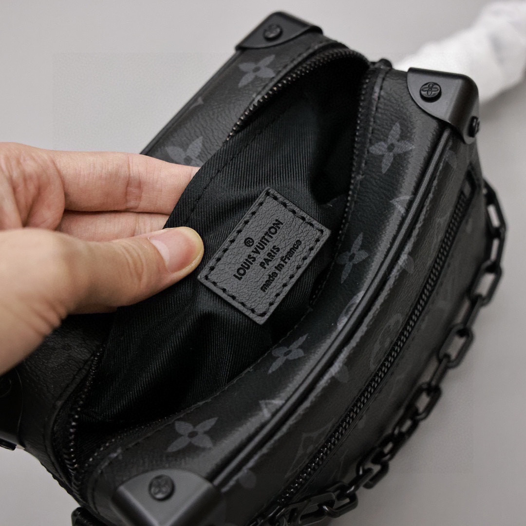 Lv Side Trunk Bag