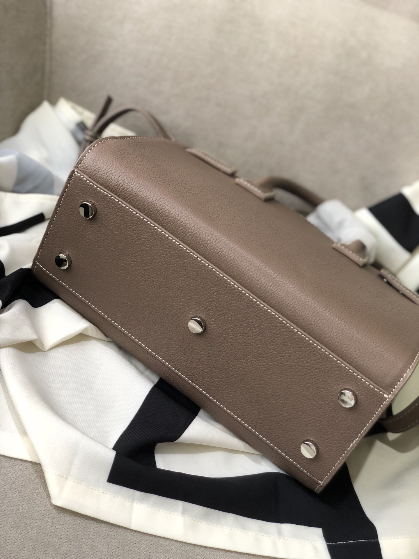 Y51 Sac De Jour Bag