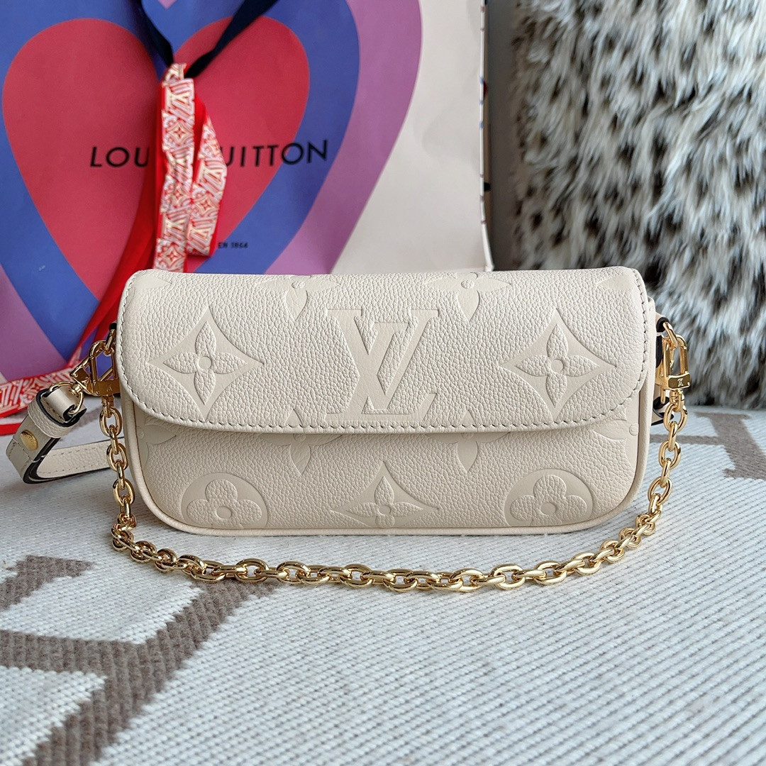 L0vis Vvtt0n Ivy Bag