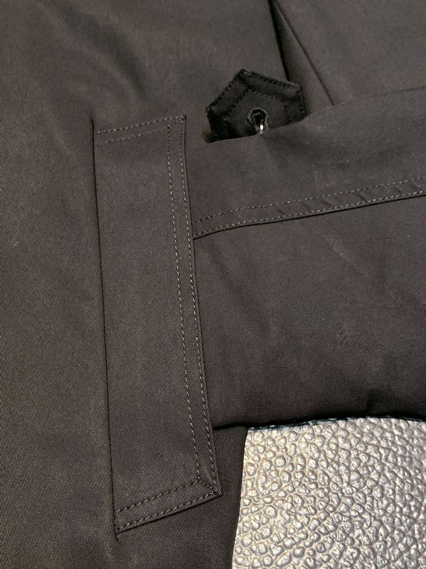 Ch*0me He**ts coat windbreaker