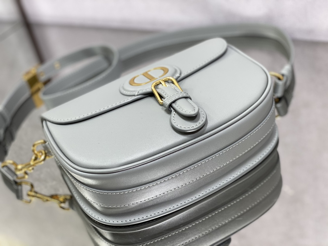 Medium D10r Bobby Bag