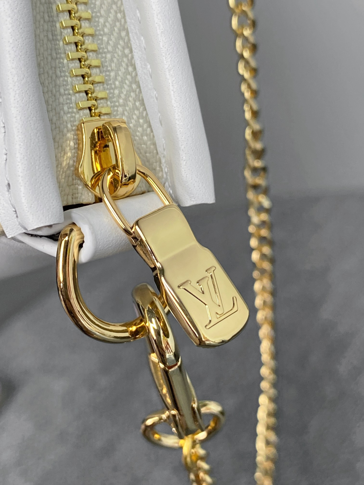 L0vis Vvtt0n Pochette Accessoires Metis Bag