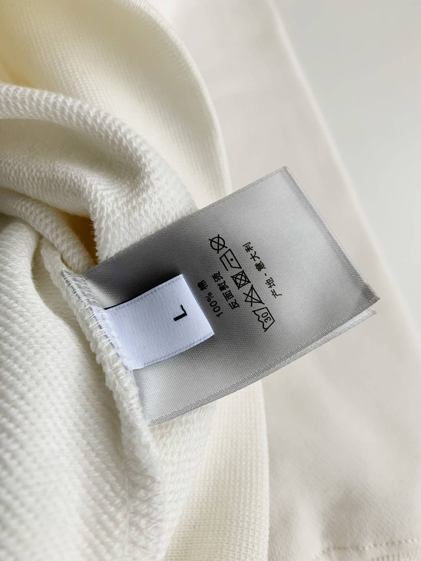 D10r FW23 Flowers Sweater