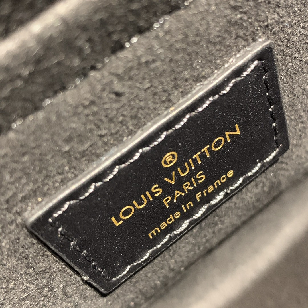 L0vis Vvtt0n Locky Bb Bag