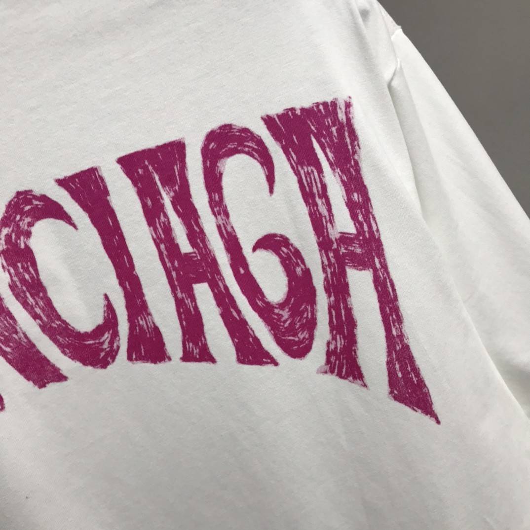 Ba1en*iaga graffiti T-shirt