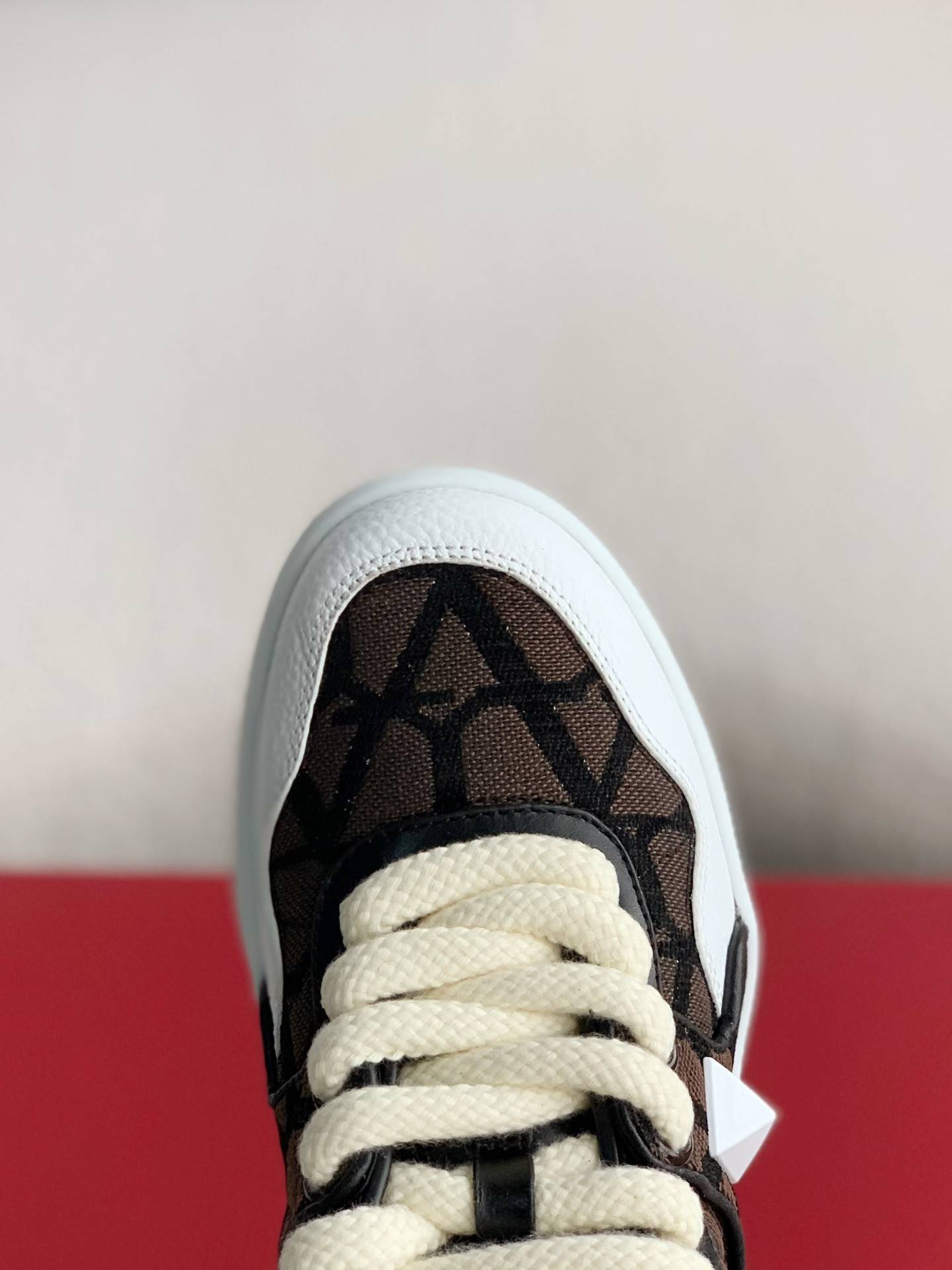 Va1e*ntin0 One Stud Sneakers