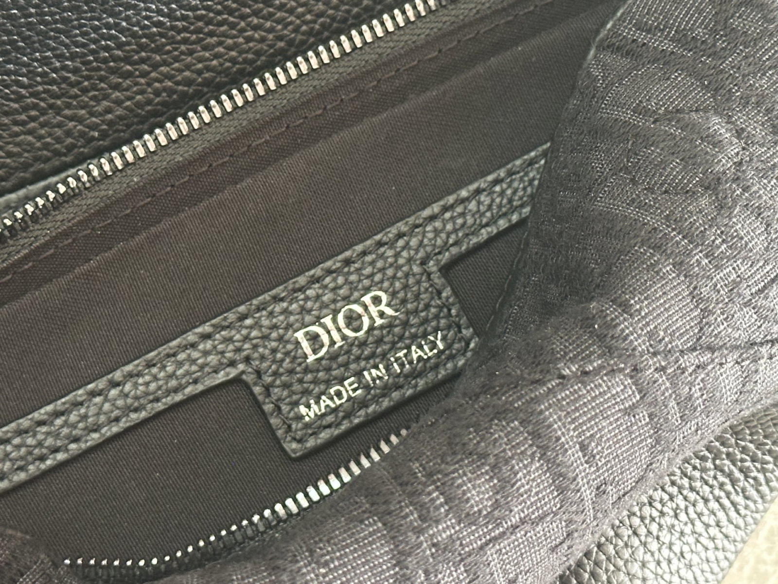 D10r Saddle Bag
