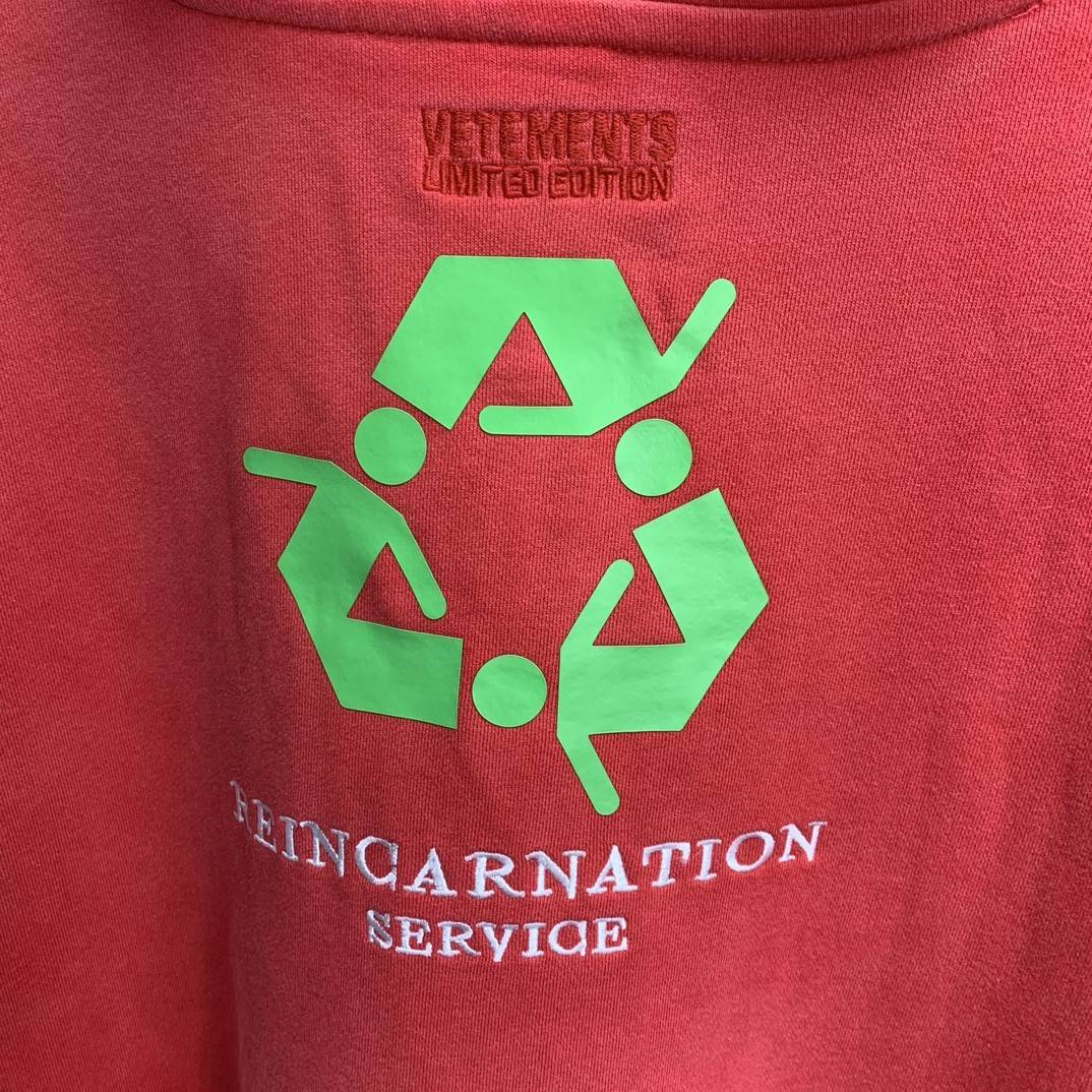 Ba1en*iaga lettered washed sweatshirt